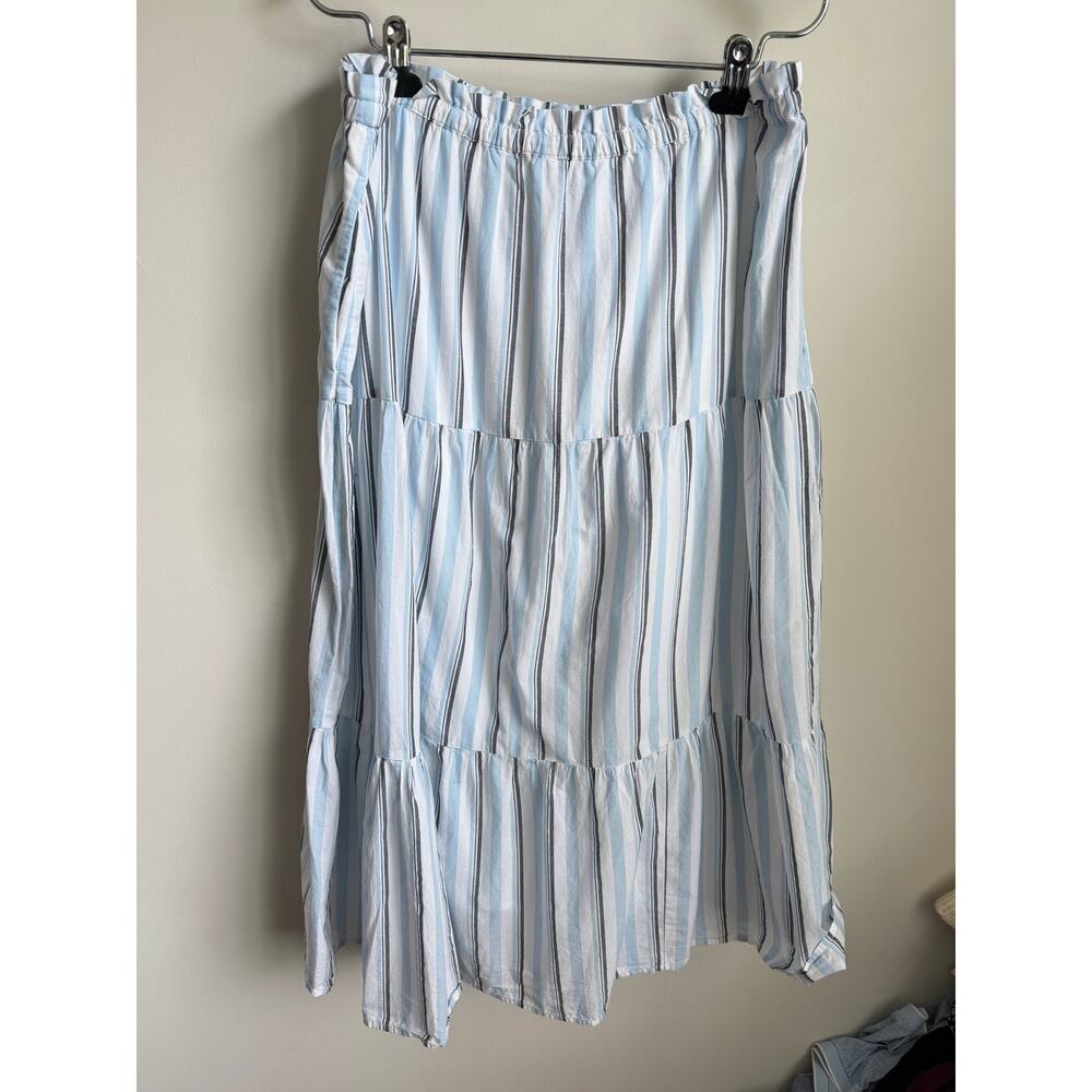 J. Crew Striped Paper-Bag Tiered A-Line Midi Skirt White Glazed Sky Antiq Large - Picture 6 of 10